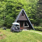 Mit Garten, Grill Und Terrasse