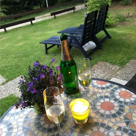 Mit Garten, Grill Und Terrasse Лангельсхайм