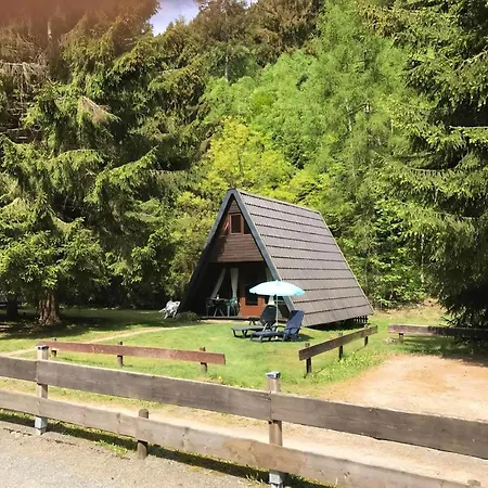 Mit Garten, Grill Und Terrasse