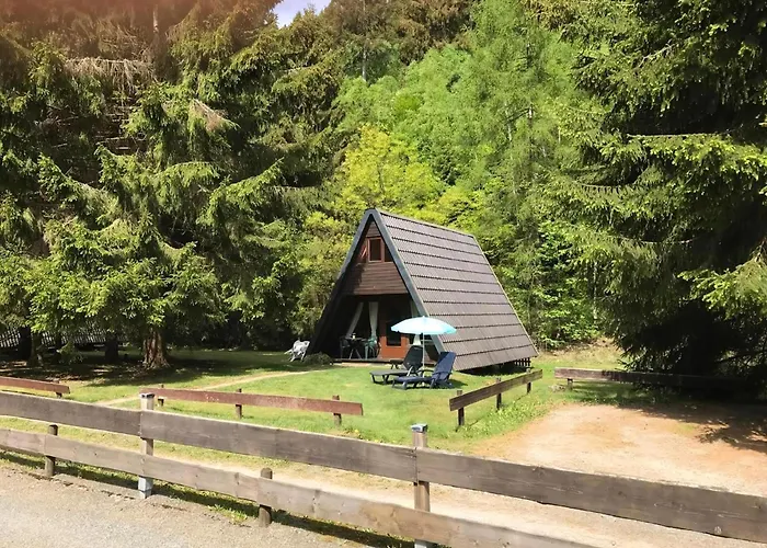 Mit Garten, Grill Und Terrasse